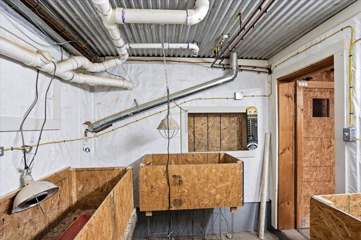 131 Cross Road Weare, NH 03281 - Photo 36 of 60