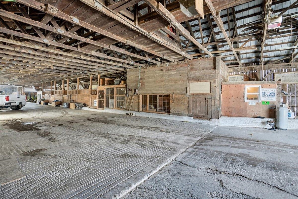 131 Cross Road Weare, NH 03281 - Photo 38 of 60