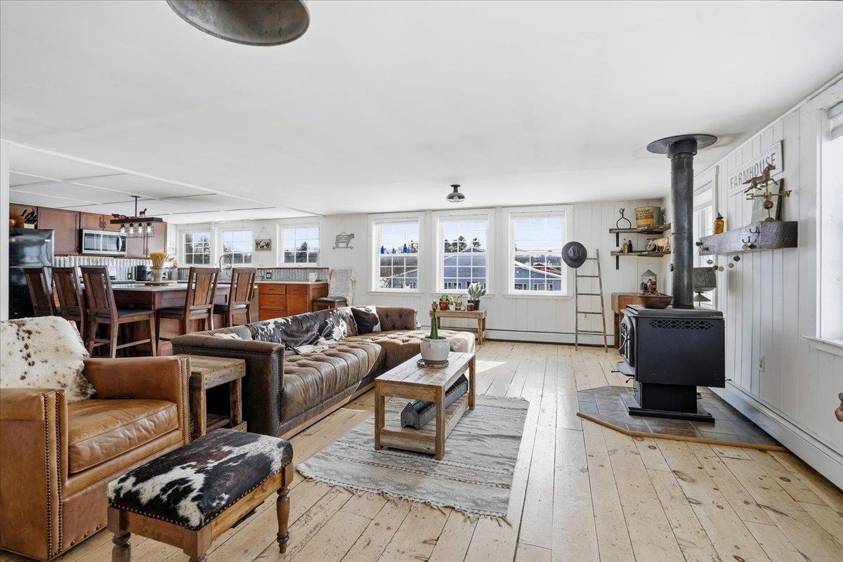 131 Cross Road Weare, NH 03281 - Photo 8 of 60