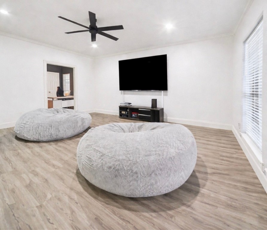 4206 River Ranch Drive Pasadena, TX 77505 - Photo 11 of 38 **Virtually Staged** 2nd Living Room To Help With Your Imagination If You Prefer A Lighter Color On The Walls
