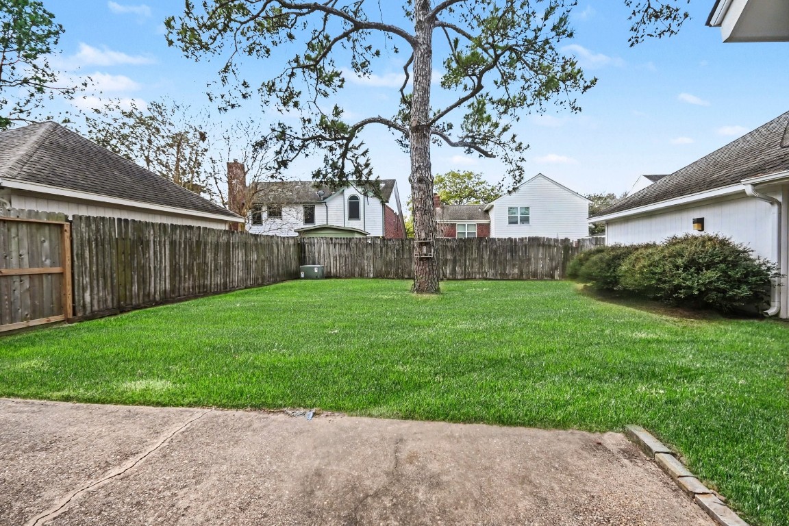 4206 River Ranch Drive Pasadena, TX 77505 - Photo 32 of 38 Peaceful Moments Happen Here!