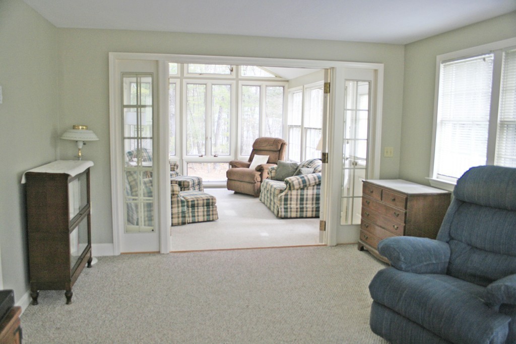 142 Newbridge Road Sudbury, MA 01776 - Photo 12 of 28
