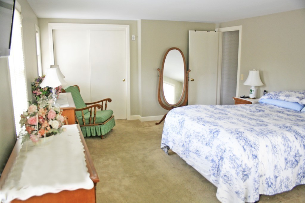 142 Newbridge Road Sudbury, MA 01776 - Photo 18 of 28