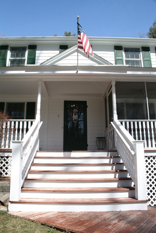 142 Newbridge Road Sudbury, MA 01776 - Photo 3 of 28