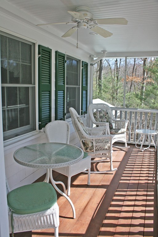 142 Newbridge Road Sudbury, MA 01776 - Photo 4 of 28