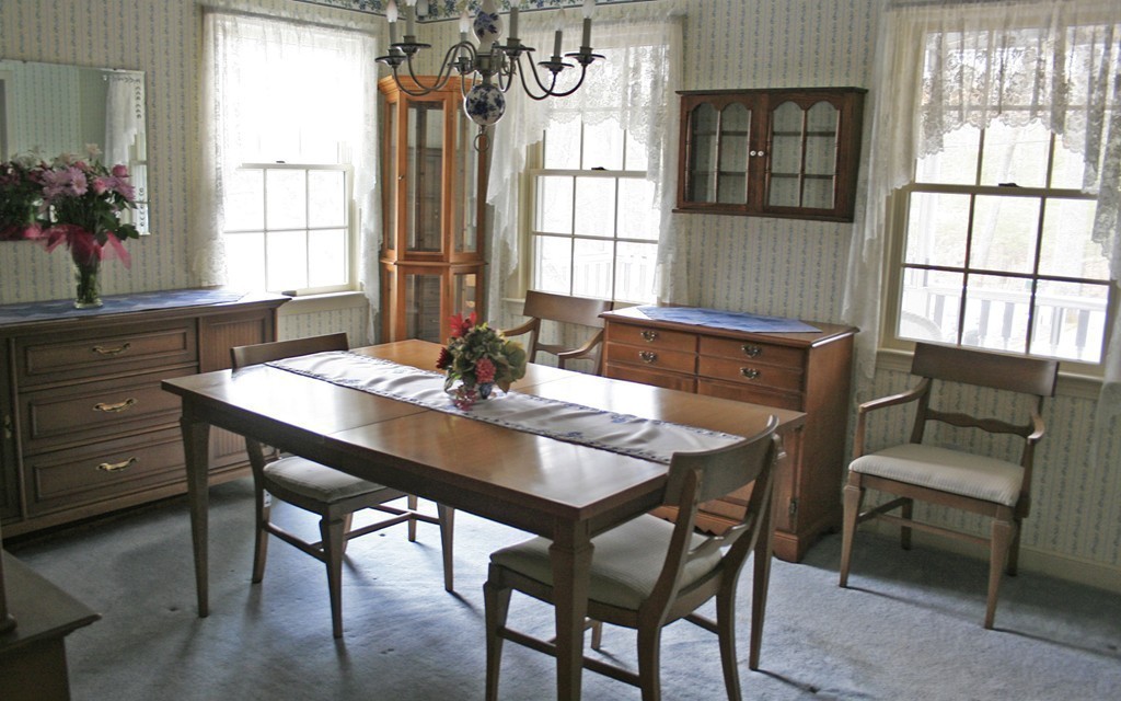 142 Newbridge Road Sudbury, MA 01776 - Photo 7 of 28