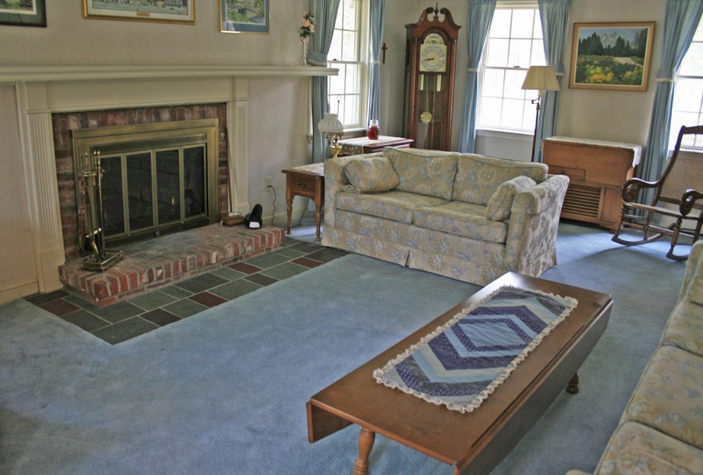 142 Newbridge Road Sudbury, MA 01776 - Photo 8 of 28