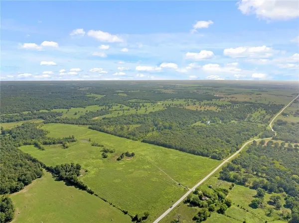 $9,562,000 | 20886 East B Highway, Sheldon, MO 64784