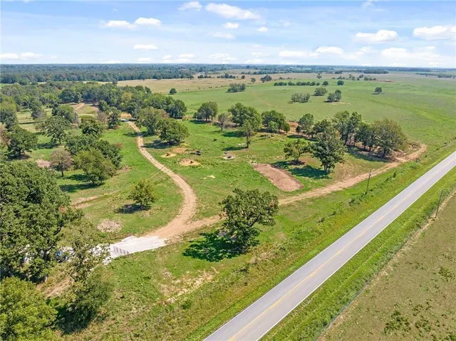 $9,562,000 | 20886 East B Highway, Sheldon, MO 64784