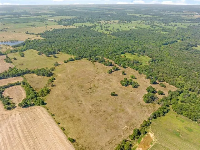 $9,562,000 | 20886 East B Highway, Sheldon, MO 64784