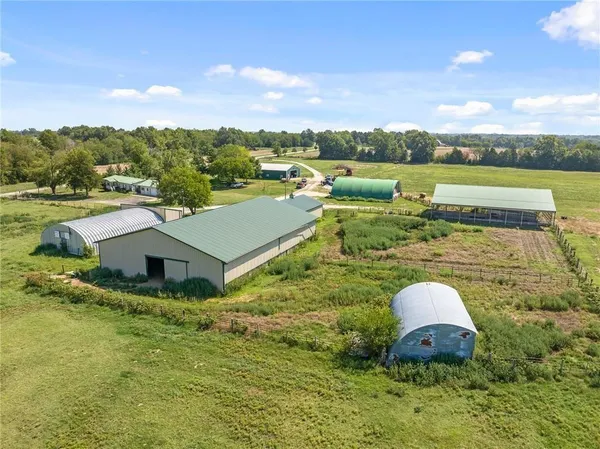 $9,562,000 | 20886 East B Highway, Sheldon, MO 64784