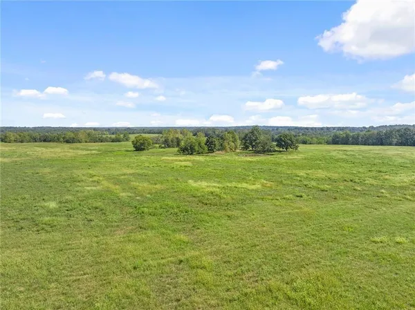 $9,562,000 | 20886 East B Highway, Sheldon, MO 64784