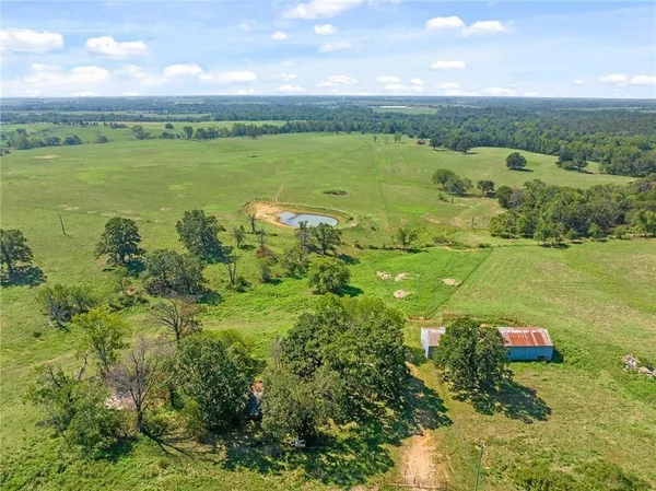 $9,562,000 | 20886 East B Highway, Sheldon, MO 64784