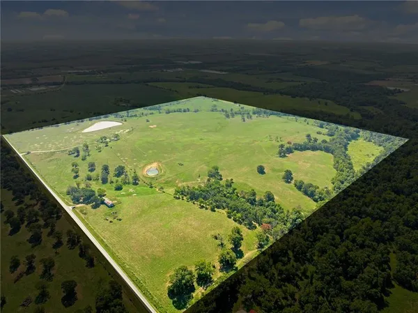 $9,562,000 | 20886 East B Highway, Sheldon, MO 64784