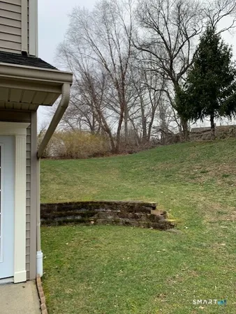 $2,350 | 19 Hawthorne Drive, Unit 188, New London, CT 06320