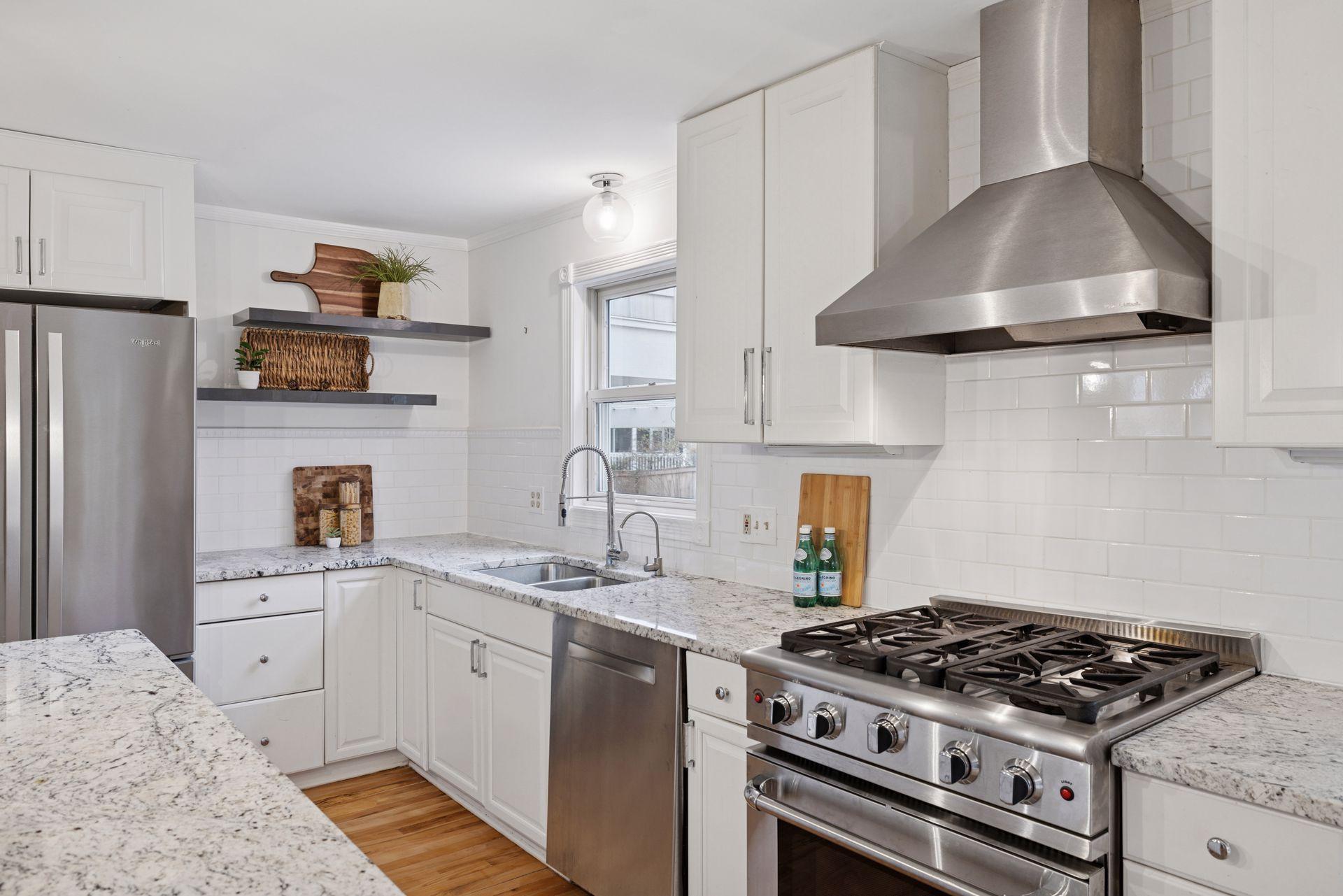 183 Maple Street Excelsior, MN 55331 - Photo 15 of 53