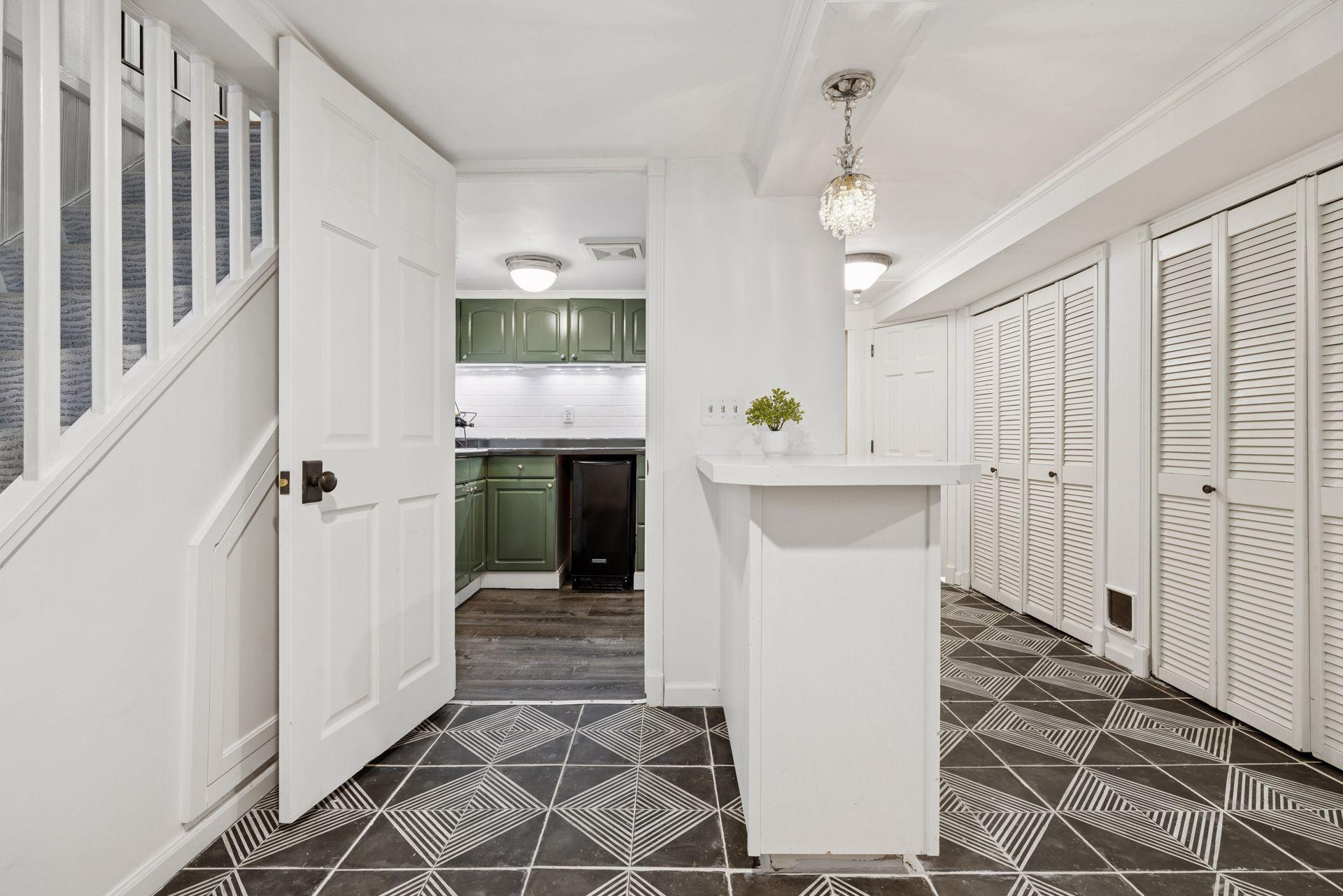 183 Maple Street Excelsior, MN 55331 - Photo 37 of 53