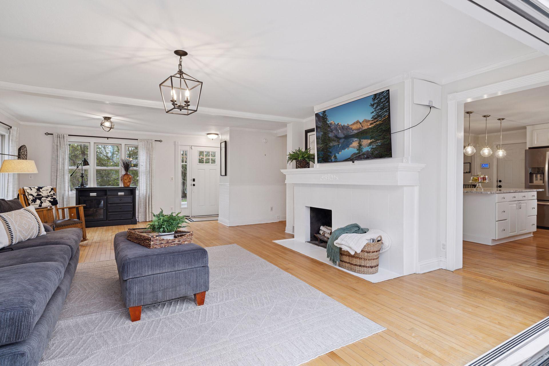 183 Maple Street Excelsior, MN 55331 - Photo 7 of 53