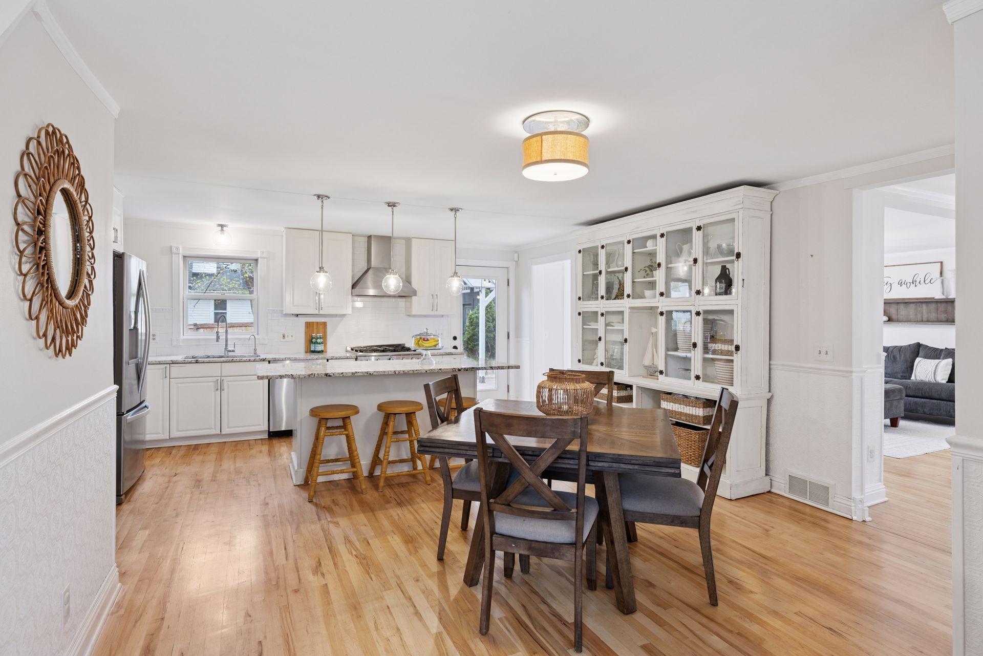 183 Maple Street Excelsior, MN 55331 - Photo 10 of 53