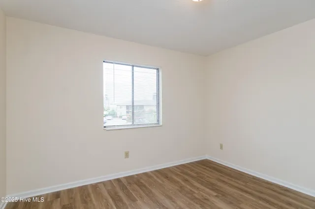 $1,300 | 3621 St Johns Court, Unit B, Wilmington, NC 28403