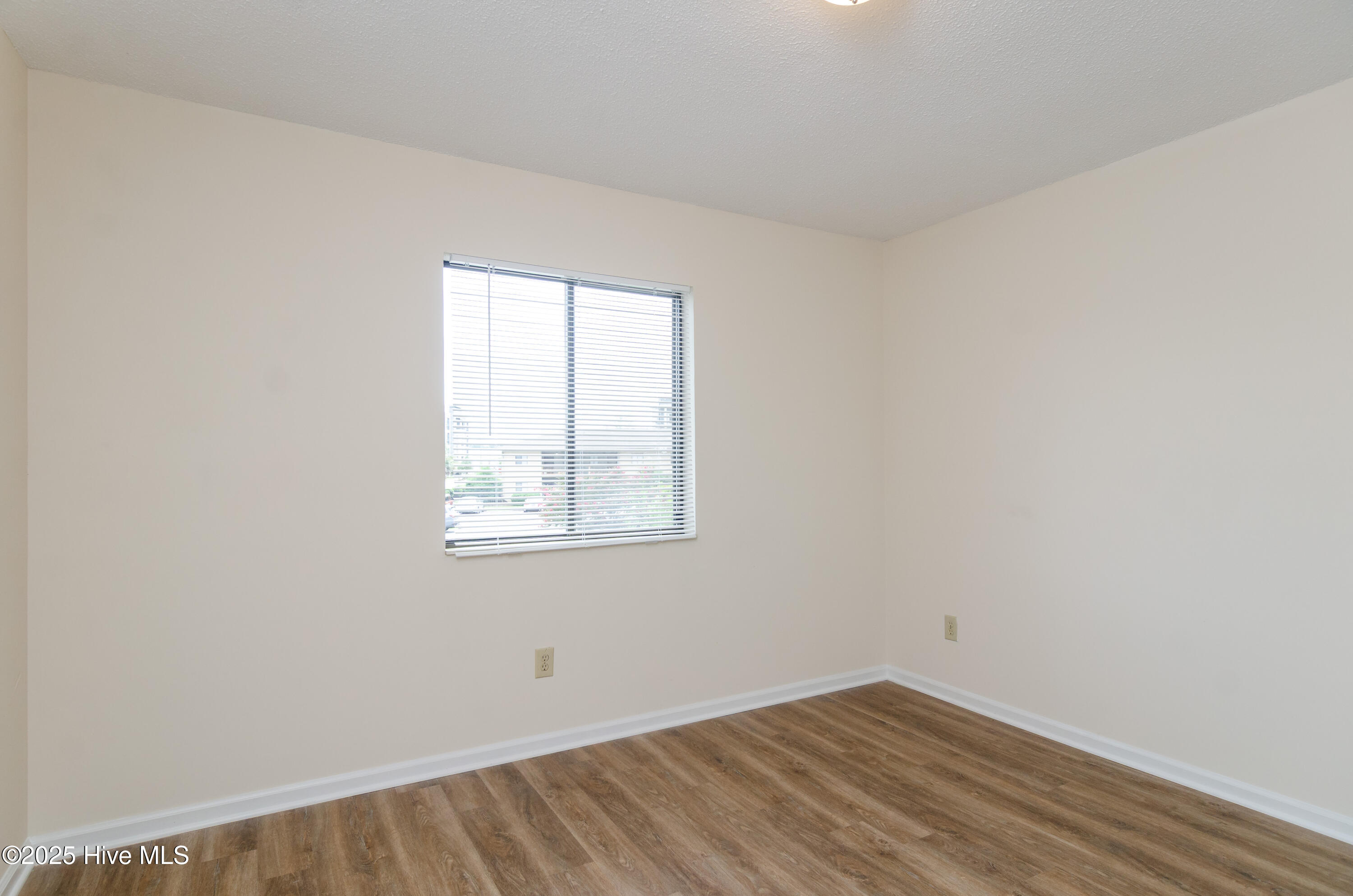 3621 St Johns Court, Unit B Wilmington, NC 28403 - Photo 15 of 22 3621-B Saint Johns-16