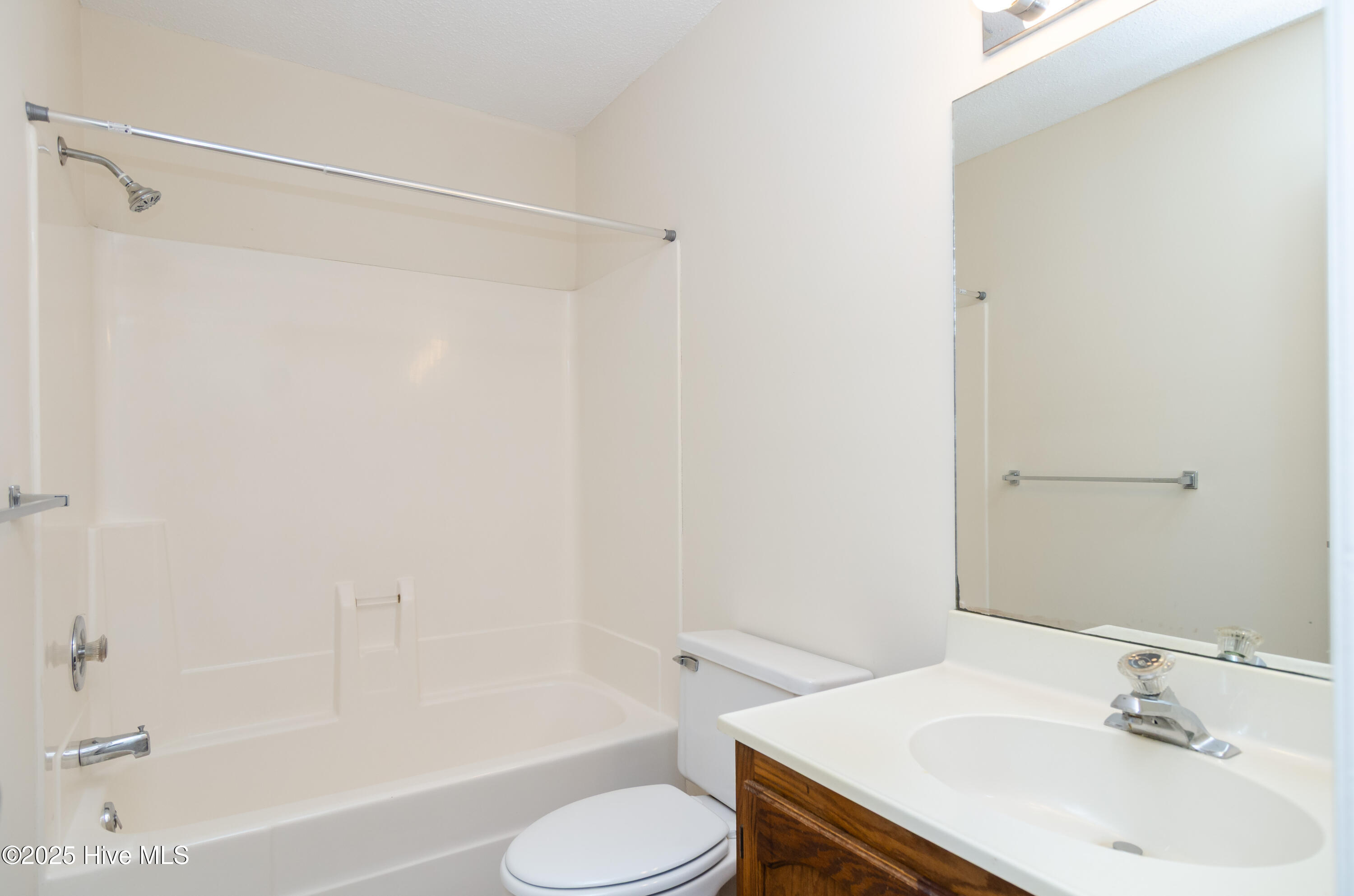 3621 St Johns Court, Unit B Wilmington, NC 28403 - Photo 16 of 22 3621-B Saint Johns-17