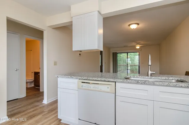 $1,300 | 3621 St Johns Court, Unit B, Wilmington, NC 28403