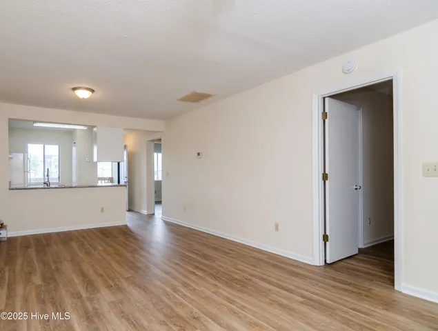 $1,300 | 3621 St Johns Court, Unit B, Wilmington, NC 28403