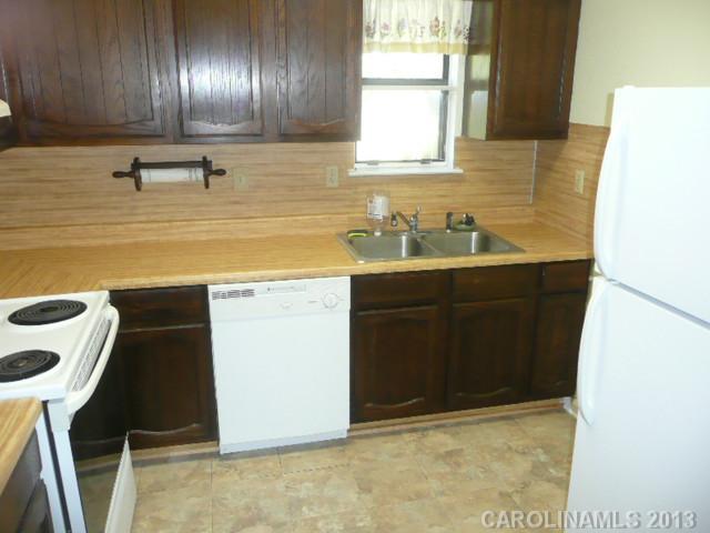10529 Brief Road Charlotte, NC 28227 - Photo 5 of 16 Gallery Image 5