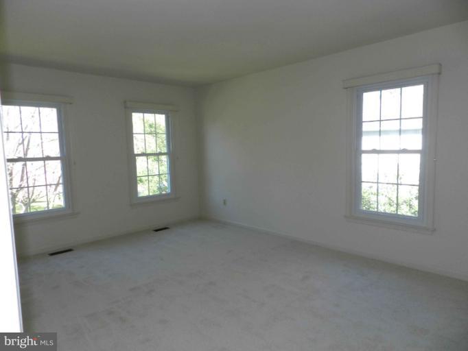 524 Ridgewell Way Silver Spring, MD 20902 - Photo 16 of 20 Bedroom (Master)