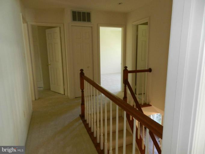 524 Ridgewell Way Silver Spring, MD 20902 - Photo 9 of 20 Upstairs landing