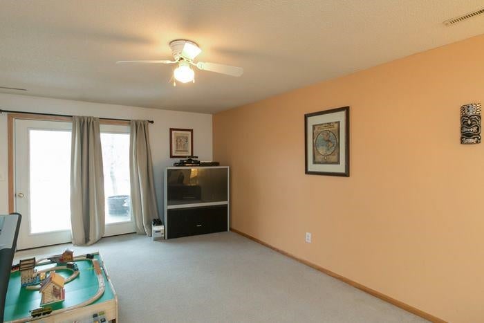 2110 Holiday Road Coralville, IA 52241 - Photo 16 of 25 Gallery Image 16