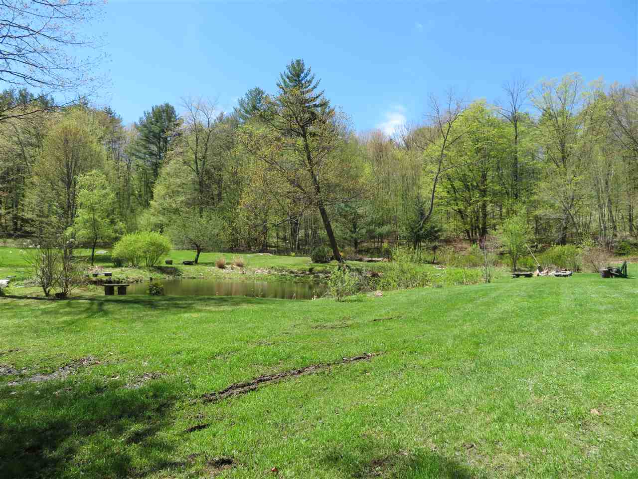 435 Crane Mountain Road Townshend, VT 05353 - Photo 3 of 35