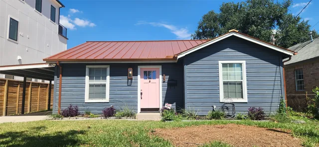 $2,000 | 112 Robert Lee Road, Houston, TX 77009