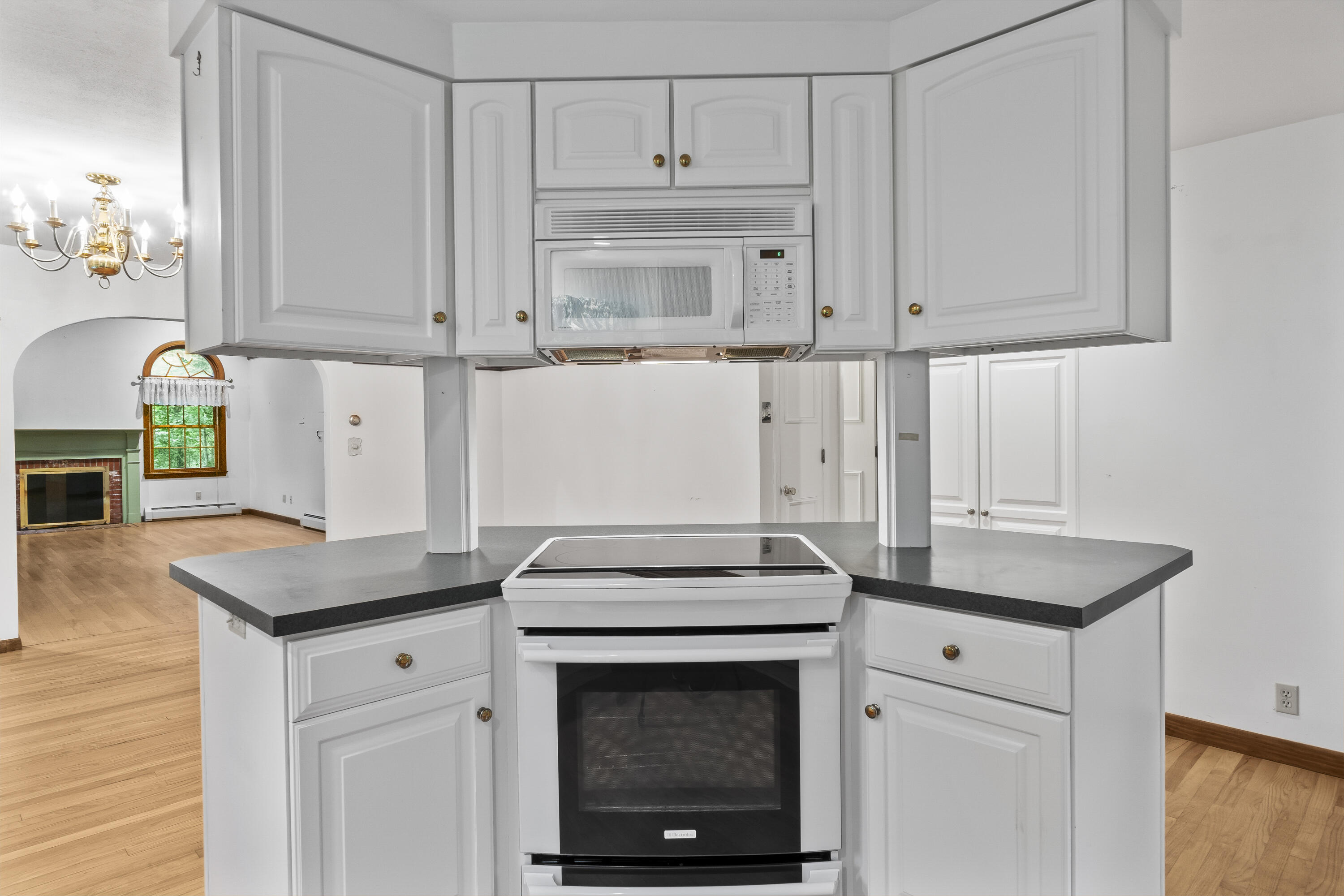 31 Pine Hill Road South Cape Neddick, ME 03902 - Photo 17 of 45 Kitchen Island