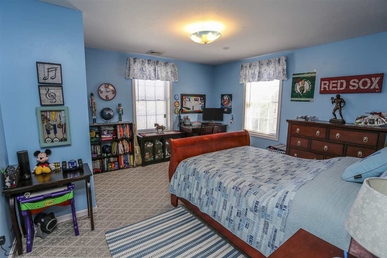 83 Walnut Hill Road Goffstown, NH 03045 - Photo 10 of 19
