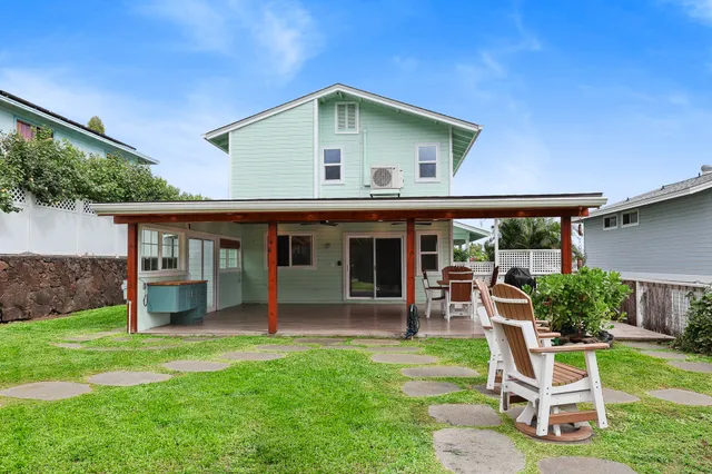 $950,000 | 76-206 Kealoha Street, Unit 2A, Kailua-Kona, HI 96740