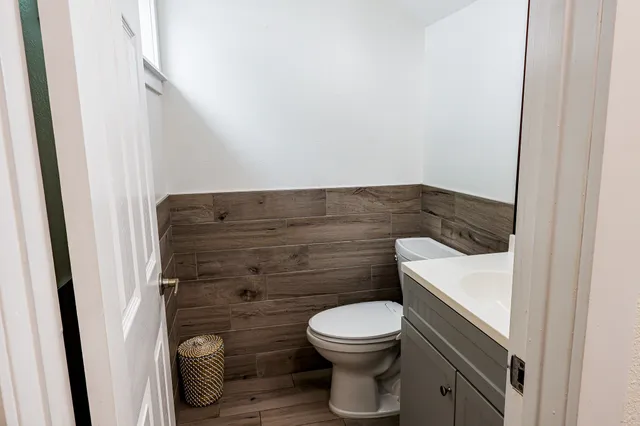 $950,000 | 76-206 Kealoha Street, Unit 2A, Kailua-Kona, HI 96740