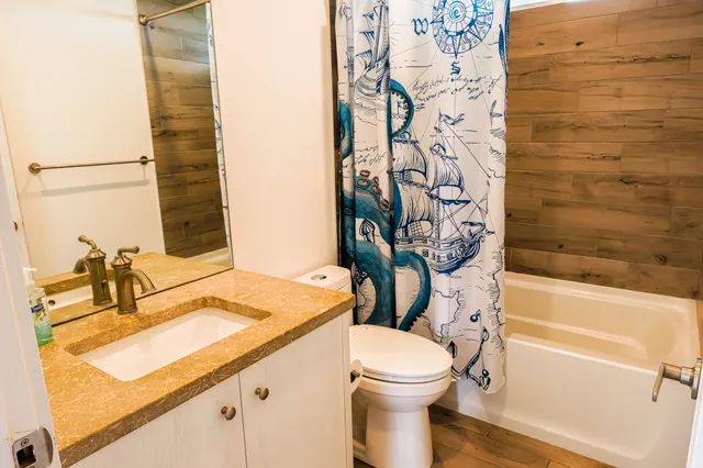 $950,000 | 76-206 Kealoha Street, Unit 2A, Kailua-Kona, HI 96740