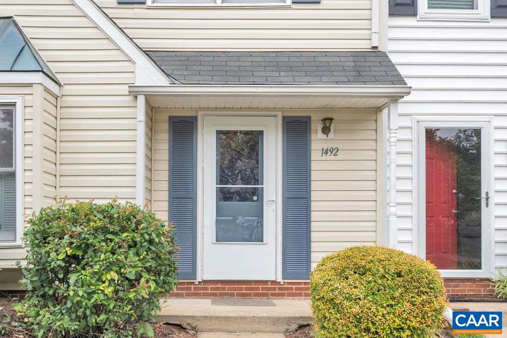 1492 Minor Ridge Court Charlottesville, VA 22901 - Photo 15 of 33 Gallery Image 15