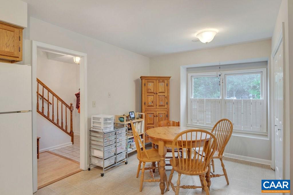 1492 Minor Ridge Court Charlottesville, VA 22901 - Photo 7 of 33 Gallery Image 7