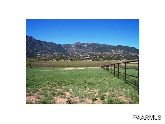 9390 North Callahan Road Prescott, AZ 86305 - Photo 3 of 11 Additional Photo