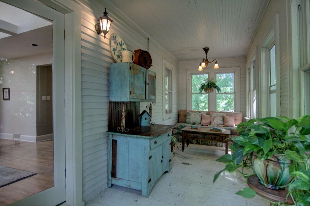 18808 Covington Road Minnetonka, MN 55345 - Photo 17 of 79 Gallery Image 17