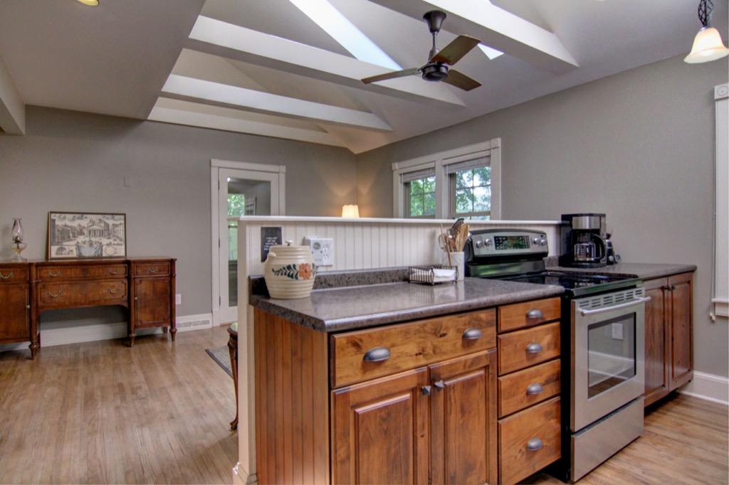 18808 Covington Road Minnetonka, MN 55345 - Photo 5 of 79 Gallery Image 5