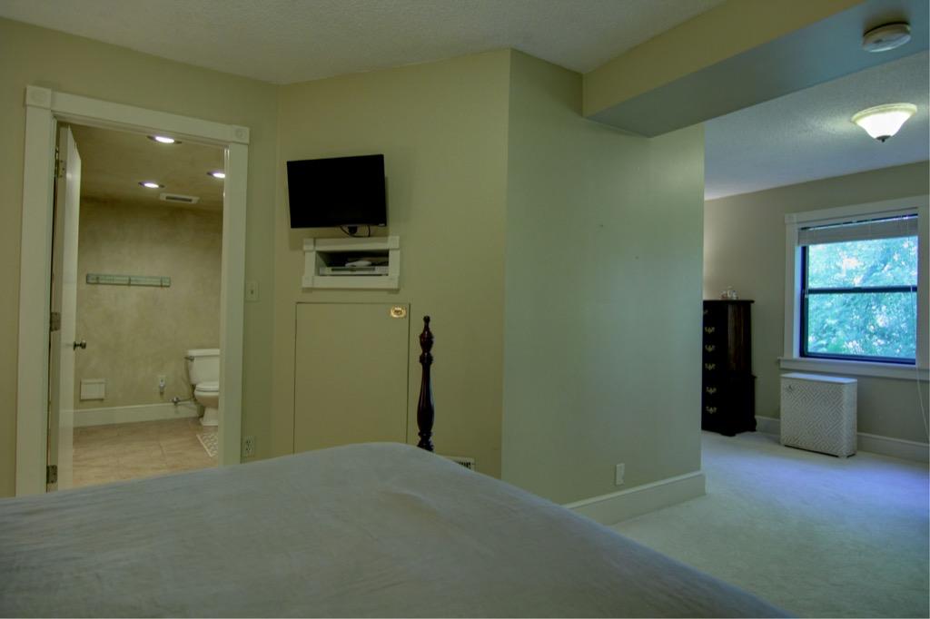 18808 Covington Road Minnetonka, MN 55345 - Photo 72 of 79 Gallery Image 72
