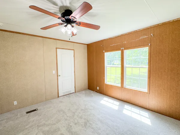 $159,900 | 500 Akersville Road, Lafayette, TN 37083