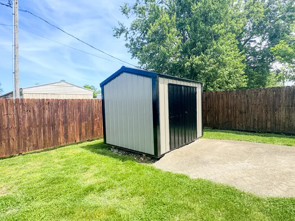 $159,900 | 500 Akersville Road, Lafayette, TN 37083