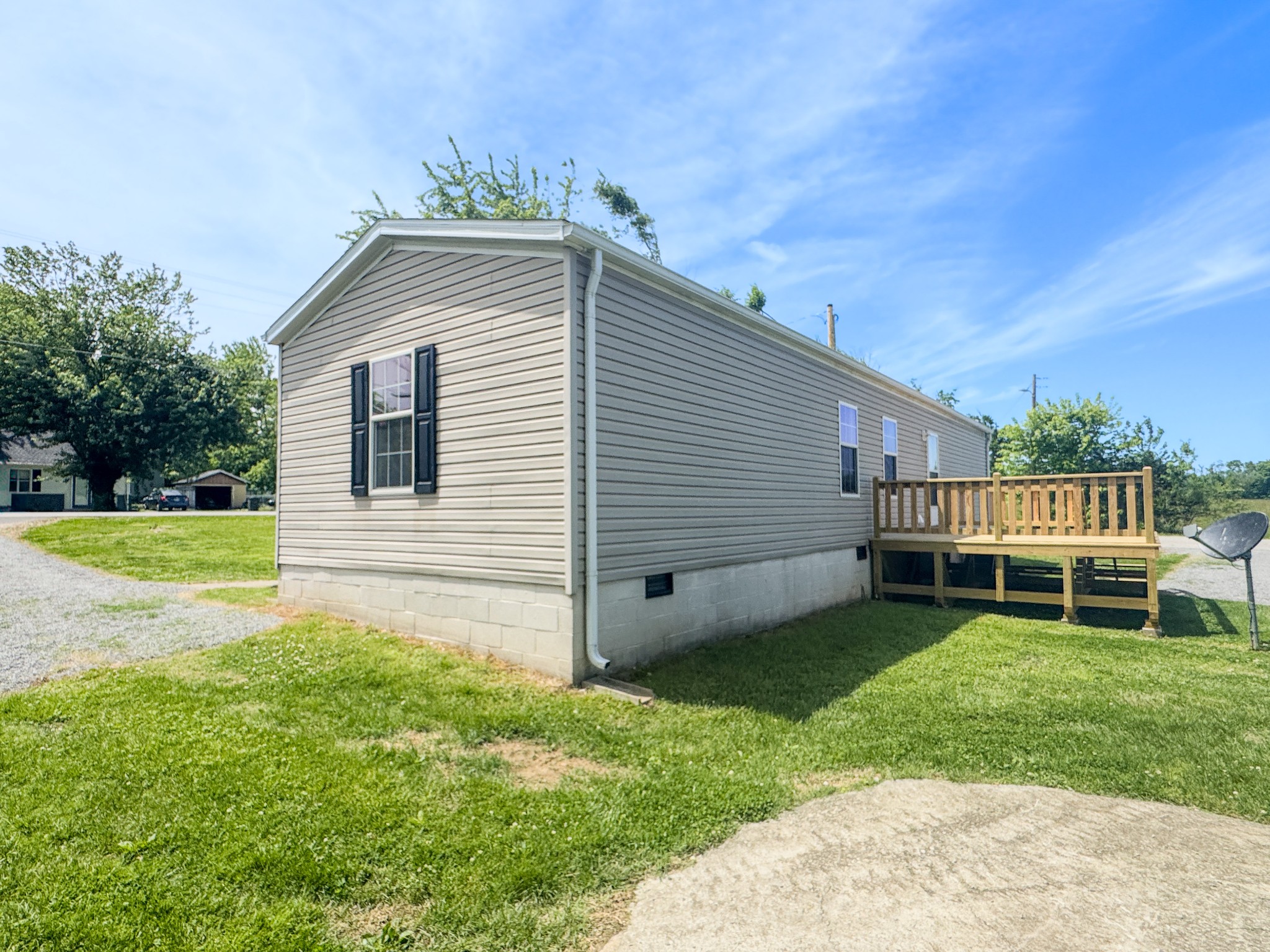 500 Akersville Road Lafayette, TN 37083 - Photo 5 of 28