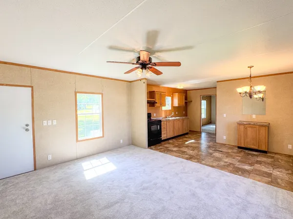 $159,900 | 500 Akersville Road, Lafayette, TN 37083