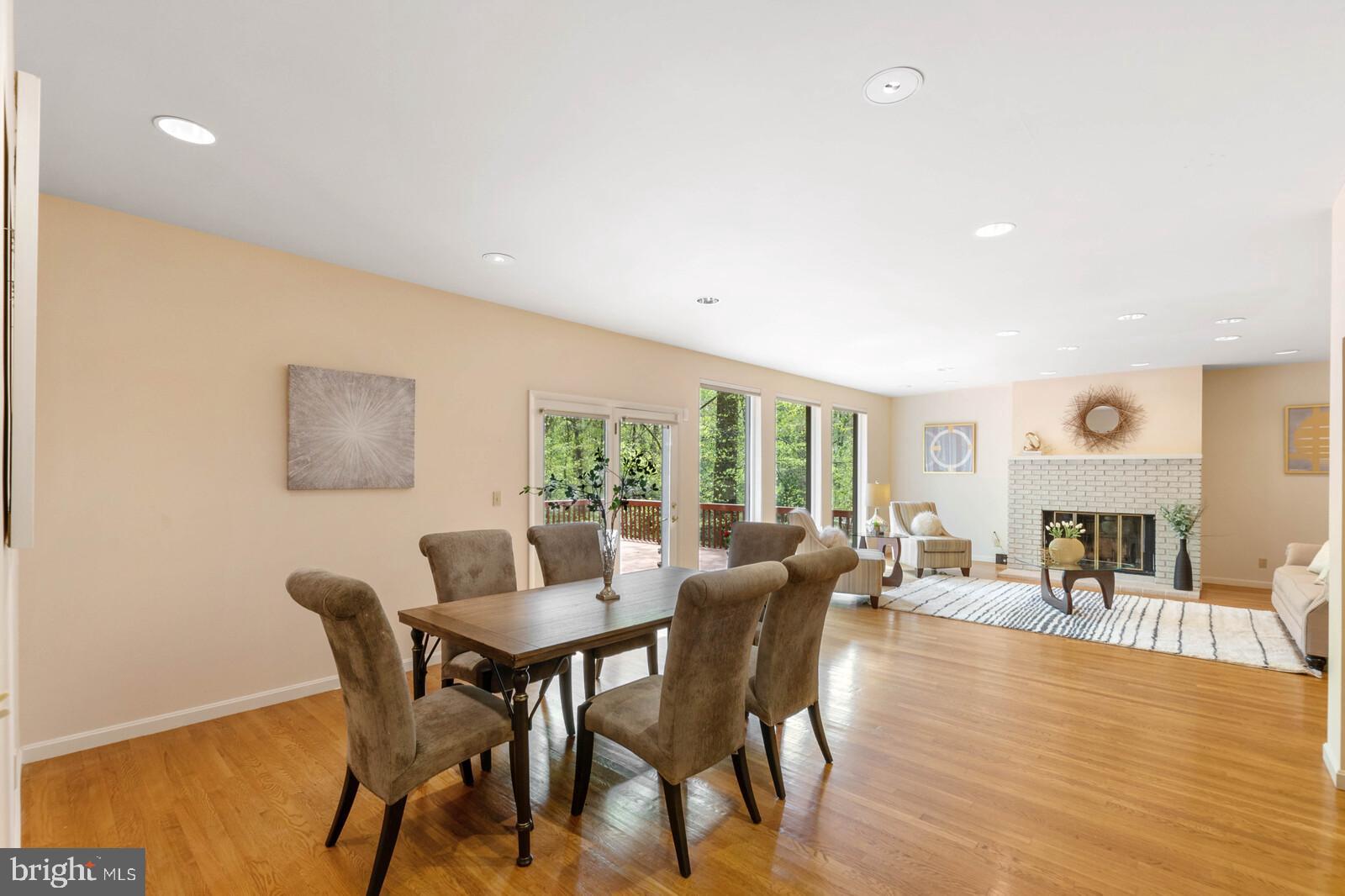 10431 Lawyers Road Vienna, VA 22181 - Photo 15 of 53 Gallery Image 15